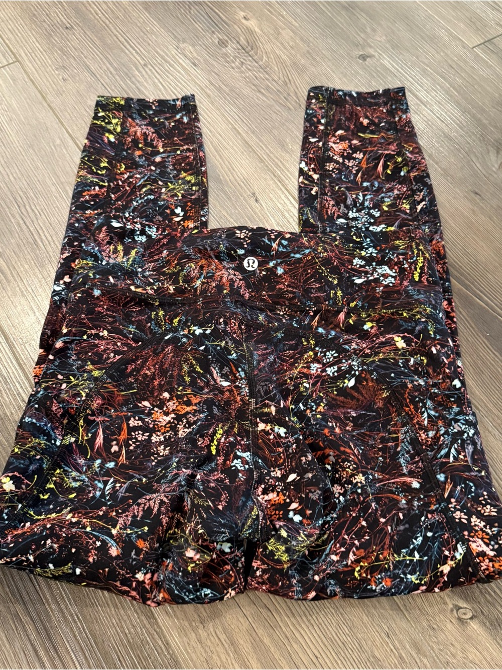 Lululemon Invigorate High Rise Foliage Overlay Multi Size 6